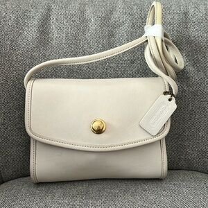 Coach Chrystie Vintage Pushlock leather bag